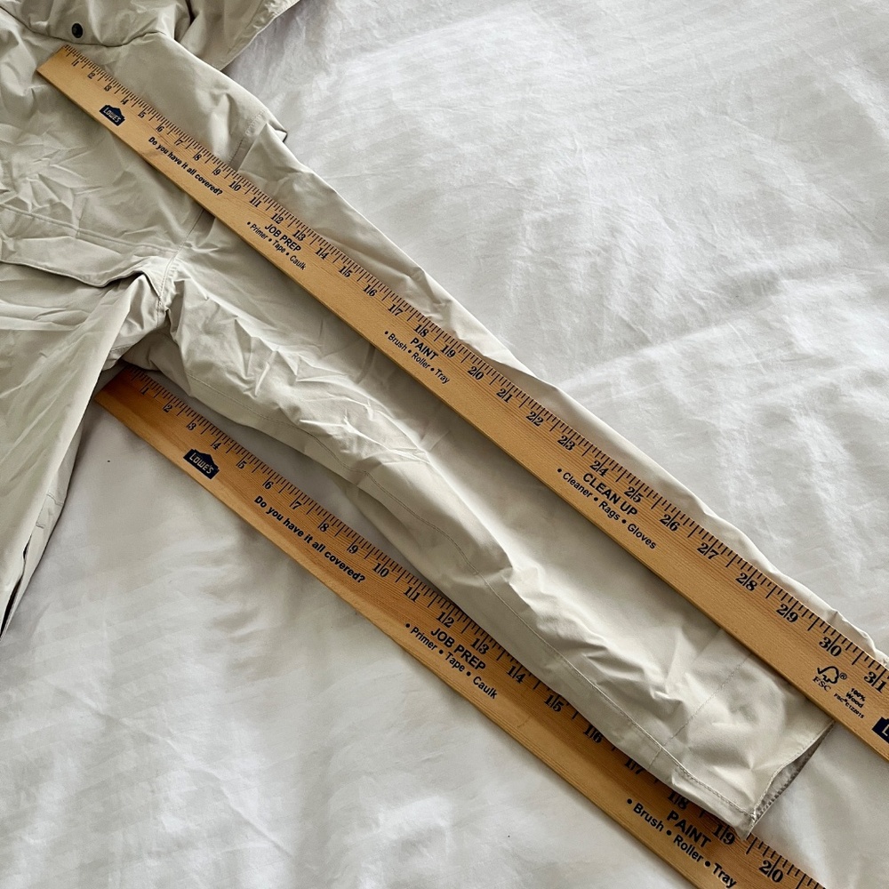 Barbour Katafront Jacket Vented, Hide-away Hood Color: Mist - Picture 6 of 12